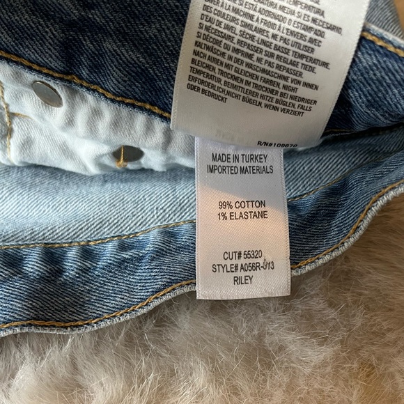 AGOLDE Riley High-Rise Straight Crop in Endeavor 28 - Picture 16 of 16